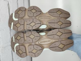 New Balance 9060 Mujer Marrón