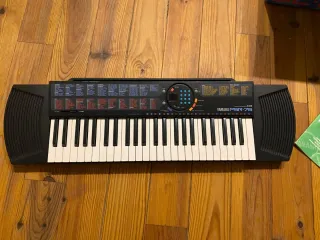 Teclado Yamaha PSR-76