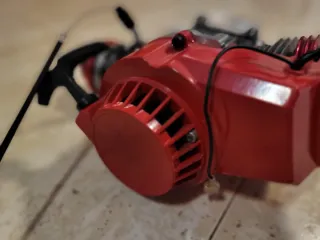 Motor 50cc con carburador y filtro