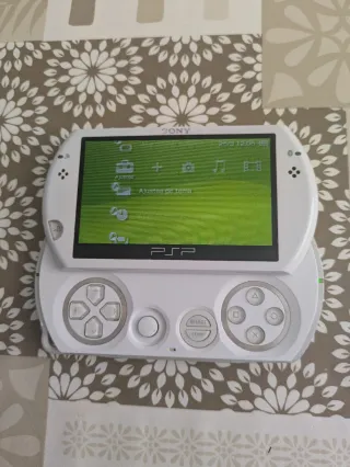 PSP Go Sony Bianca + Caricatore