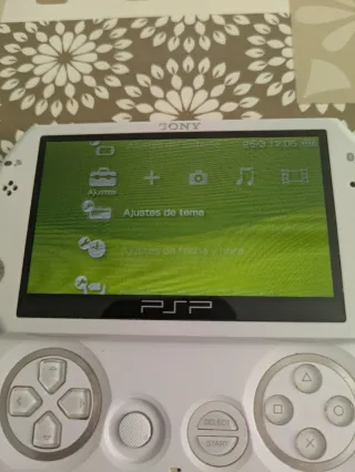 PSP Go Sony Bianca + Caricatore