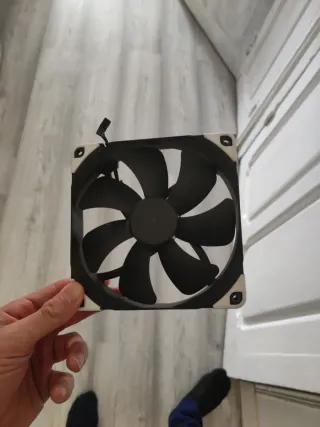 Noctua NF-A12x25 PWM chromax.black.swap