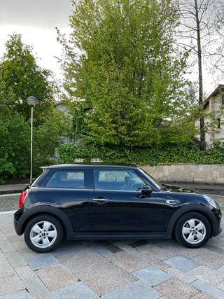 MINI ONE 2017