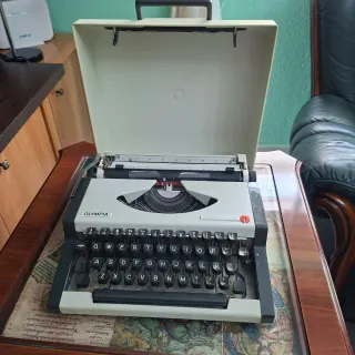 Máquina de escribir Traveller de Luxe