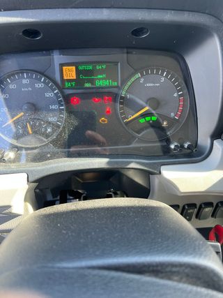 Mitsubishi Canter PAQUETERIA camión furgón 2021