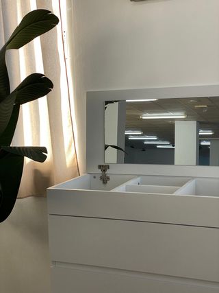 Cómoda blanca con espejo - OFERTA!