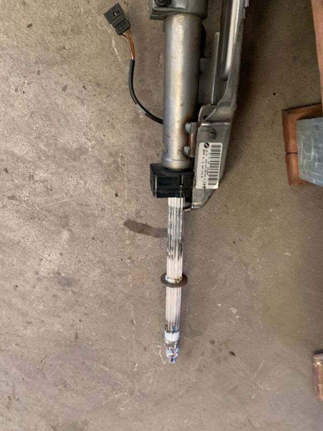 Columna dirección BMW X3 E83