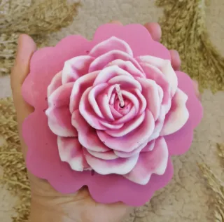 Candele decorative e aromatiche (fatte a mano)