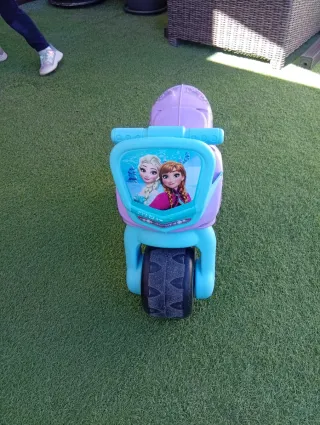 Moto infantil Frozen