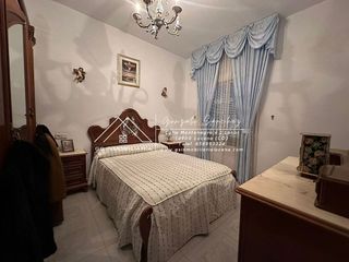 Chalet en venta en Lucena