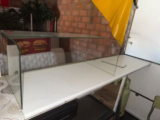 Cristalera de cristal para mostrador