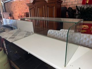 Cristalera de cristal para mostrador