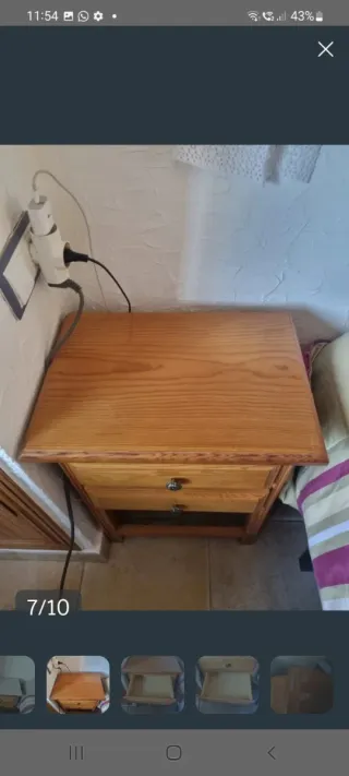2 Mesitas de noche pino