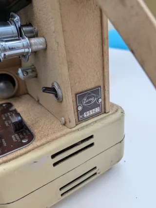 Proyector Eumig Antiguo Beige