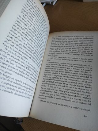 La Casa De Los Espíritus