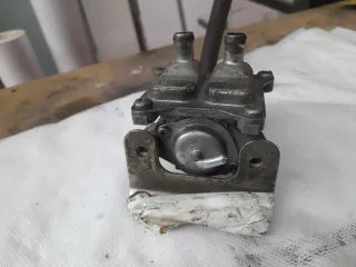 Tapa piñon Suzuki GS 500