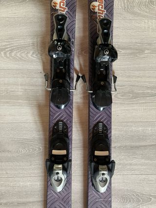 Esquís Wedze Mini 130 cm con fijacion C610 y funda