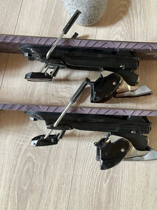 Esquís Wedze Mini 130 cm con fijacion C610 y funda