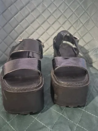 Sandalias Plataforma Stradivarius Negras