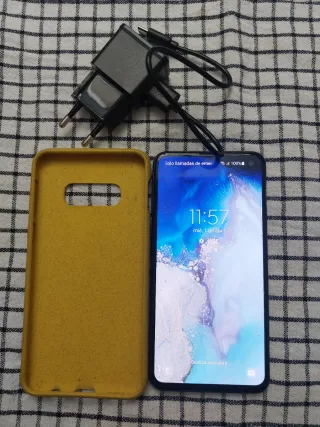 Samsung Galaxy S10e 128GB Dual  pantalla perfecta.