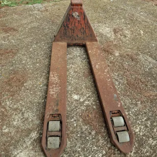 Transpaleta BT Lifters Naranja