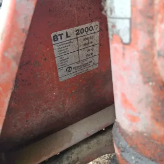 Transpaleta BT Lifters Naranja