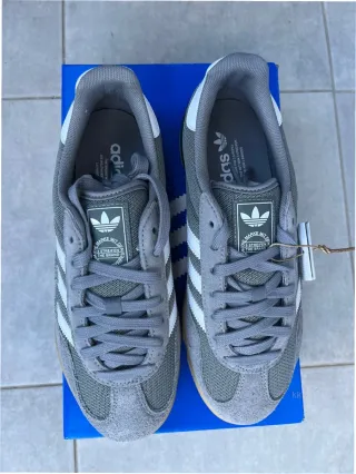 Adidas Gazelle Indoor grises y blancas talla 36