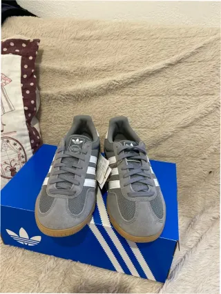 Adidas Gazelle Indoor grises y blancas Talla 38