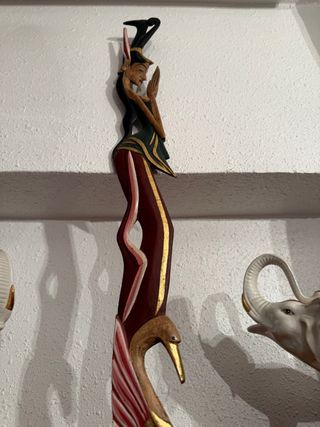 Figura de Bali tallada a mano