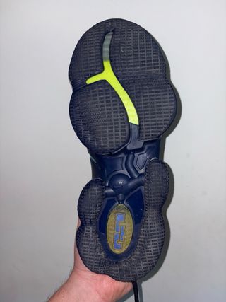 Nike LeBron 19 'Fast Food' 44Eur