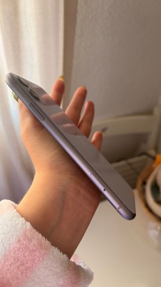 iPhone 11 Morado