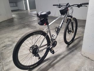 Bicicleta Giant Talon 3 MTB 29