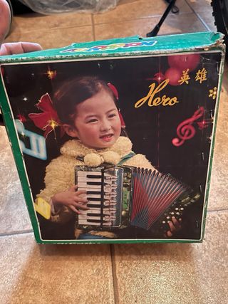 Acordeón Infantil Rojo