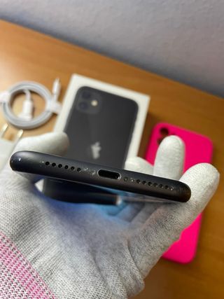 iPhone 11 64GB Nero + Cover Rosa