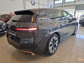BMW iX xDrive40