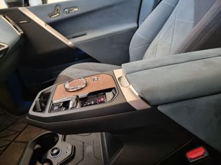 BMW iX xDrive40