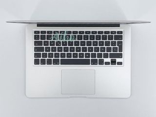 MacBook Air 13" - Intel Core i5 1.6GHz 2 núcleos - SSD 128GB - RAM 8GB