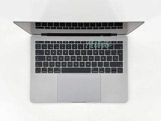 MacBook Pro 13" (2017) Intel Core i5 2.3GHz 2 núcleos - SSD 256GB SSD - RAM 8GB - Gris Espacial