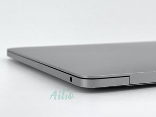 MacBook Pro 13" (2017) Intel Core i5 2.3GHz 2 núcleos - SSD 128GB - RAM 8GB - Gris Espacial