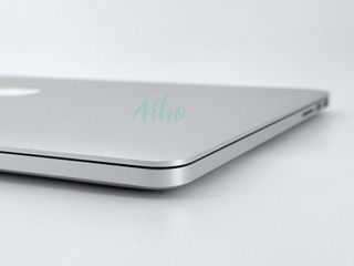 MacBook Pro 15" Intel Core i7 2.2GHz 4 núcleos - SSD 512GB - 16GB RAM