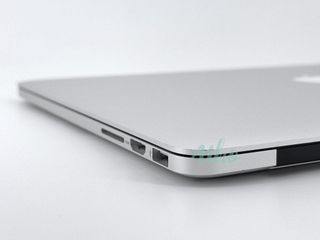 MacBook Pro 15" Intel Core i7 2.2GHz 4 núcleos - SSD 512GB - 16GB RAM