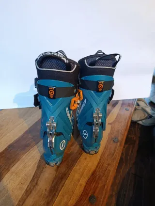 Botas esquí montaña Scarpa F1