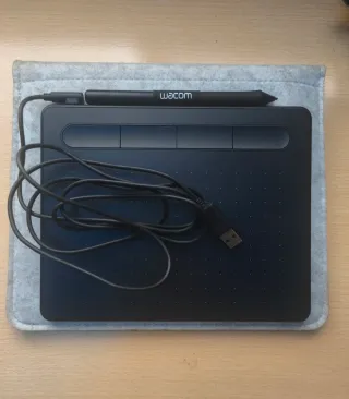 Tableta Gráfica Wacom Intuos + Funda
