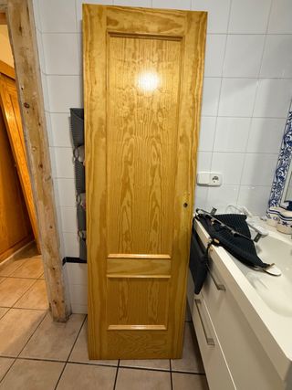 Puerta madera pino maciza 62 cm x 203 cm