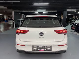 Volkswagen Golf 2021