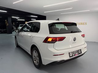 Volkswagen Golf 2021