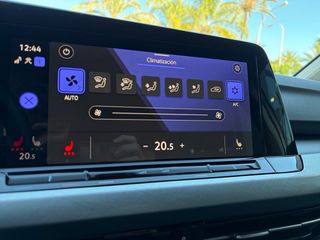 Volkswagen Golf 2021