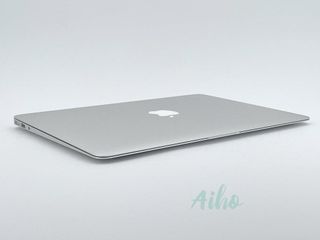 MacBook Air 13" (2015) Intel Core i5 1.6GHz 2 núcleos - SSD 128GB - RAM 4GB