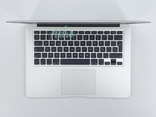 MacBook Air 13" (2015) Intel Core i5 1.6GHz 2 núcleos - SSD 128GB - RAM 4GB