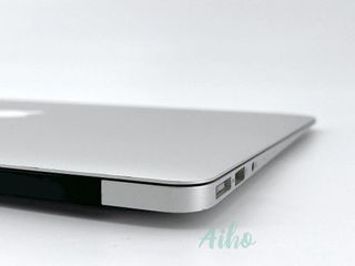 MacBook Air 13" (2015) Intel Core i5 1.6GHz 2 núcleos - SSD 128GB - RAM 4GB